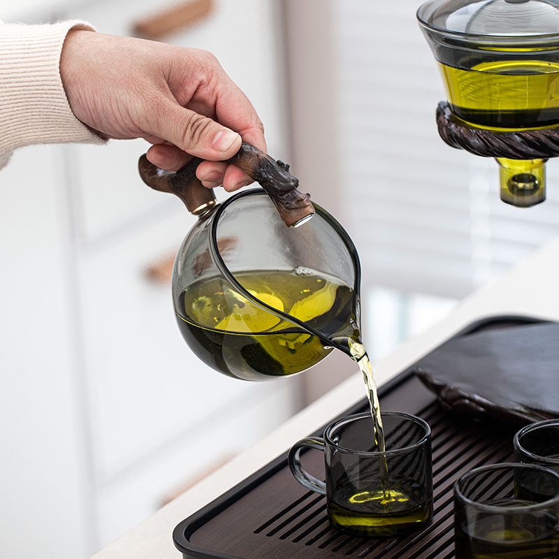 1세트의 자동 자석식 물꼭지 유리 찻주전자, 찻잔, 차 - Gongfu Tea Set 리뷰 및 가격